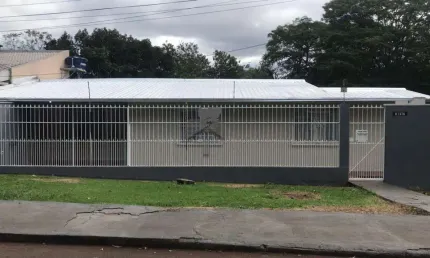 Casa com 2 quartos para alugar no Jardim Naipi, Foz do Iguaçu 