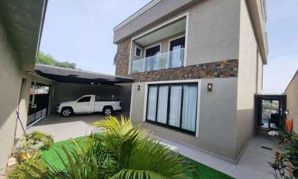 Residência estilo porteira fechada a venda no condominio Villas do Jaguari