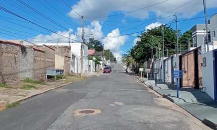 Terreno à venda no bairro Santa Cruz 1 em Cuiabá MT