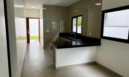 Casa para locação no condomínio Belvedere II em Cuiabá MT