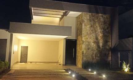 Casa para locação no condomínio Belvedere I em Cuiabá MT