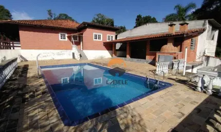 Casa - 3 Dormitórios - Condomínio  Chácara Rincão - Granja Viana - SP