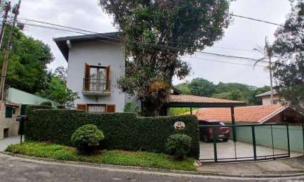 Casa Locação 3 Quartos, 2Suites, 2 vagas + Edícula  para Hospedes - Cond.Terras do Madeira- Granja Viana -SP