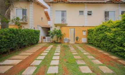 Casa a venda, 3 quartos, 1 suite, 2 vagas, piscina, lazer completo- Cond Green Village_  Cotia  SP