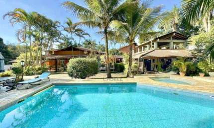 Casa - 3 Dormitórios - Condominio Fazendinha - Granja Viana - SP