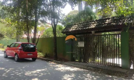 Casa - 3 Dormitórios - Condomínio Fazendinha - Granja Viana - SP