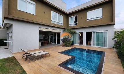 Casa - 4 Dormitórios - Condominio Alphaville - Granja Viana - SP