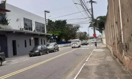 Sala comercial para alugar na Rua Governador Roberto Silveira, Centro, Macaé