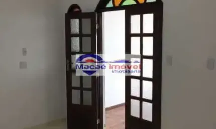 Casa com 2 quartos à venda na Rua Prefeito Miranda Sobrinho, Miramar, Macaé, 80 m2 por R$ 300.000