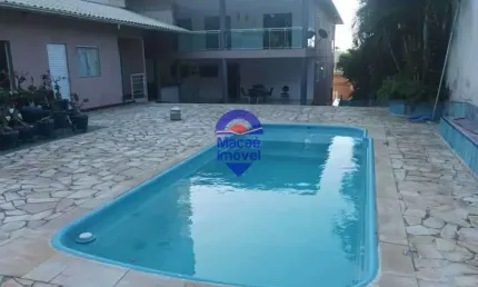 Casa com 3 quartos à venda na Avenida Sidney, Glória, Macaé, 900 m2 por R$ 1.700.000