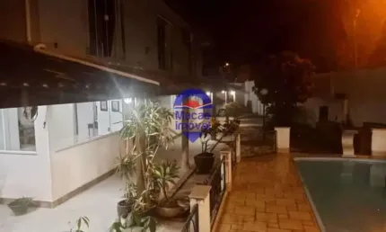 Casa com 5 quartos à venda na Rua Virgem Santa, Virgem Santa, Macaé, 280 m2 por R$ 850.000