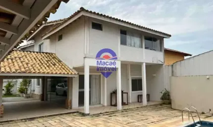 Casa com 5 quartos à venda na Rua Agnes Teixeira Marinho Guimarães, Riviera Fluminense, Macaé por R$ 1.690.000