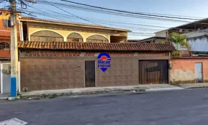 Casa com 5 quartos à venda na Rua Vereador Valmir Santos Silva, Visconde de Araújo, Macaé, 240 m2 por R$ 780.000