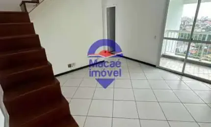 Cobertura com 2 quartos para alugar na Rua Sidnei Vasconcelos Aguiar, Glória, Macaé, 105 m2 por R$ 3.233