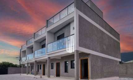 Sobrado Triplex com 2 dormitórios à venda por R$ 590.000 - Jardim Mariella/Massaguaçu - Caraguatatuba/SP
