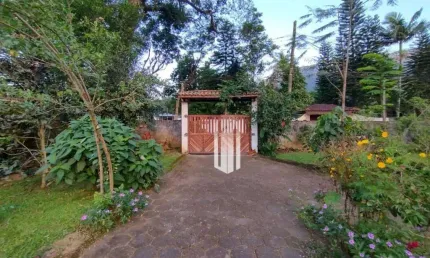 Chácara com 3 dormitórios à venda, 2500 m² por R$ 530.000,00 - Jaraguá - São Sebastião/SP