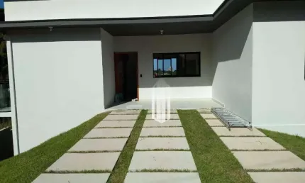 Lindo sobrado com 2 dormitórios à venda, 506m² por r$ 1.040.000 - jardim capricórnio - caraguatatuba/sp