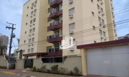 Apartamento 3 Quartos a 1 Quadra da Praia Martin de Sá!