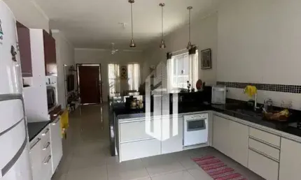 Casa com 3 dormitórios à venda, 139 m² por r$ 980.000 - cidade jardim - caraguatatuba/sp