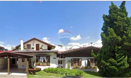 ALUGA - Comercial : Casa Térrea Estilo Colonial Europeu - Ideal para 'Empresas ou Organizações'