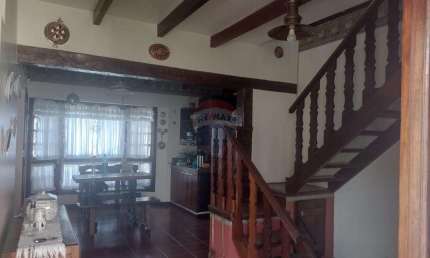 ALUGA - Comercial : Casa Térrea Estilo Colonial Europeu - Ideal para 'Empresas ou Organizações'