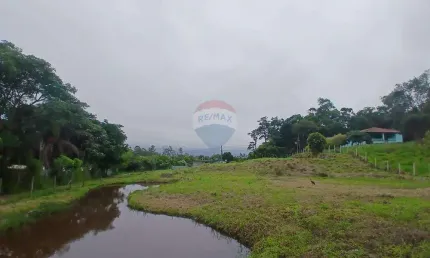 Linda chácara - Localização Rio Abaixo (Próximo ao Aruã Brisas).