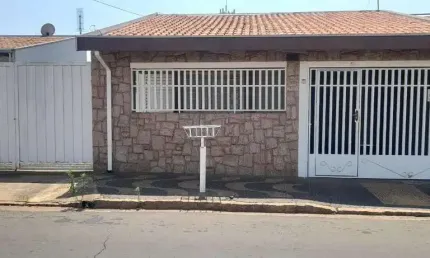 Casa para Venda em Araras, Jardim Belvedere, 3 dormitórios, 2 banheiros, 2 vagas
