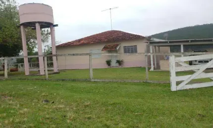 Fazenda para Venda em Araras, Jardim Nova Europa, 4 dormitórios, 1 suíte, 3 banheiros, 6 vagas