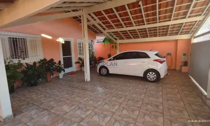 Casa à venda com - 2 dormitórios; - térrea  em atibaia! próximo ao comércio loca