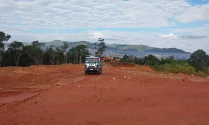LOTES EM CONDOMÍNIO INDUSTRIAL - A PARTIR DE 520 METROS