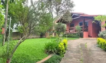 Casa térrea à venda no Jardim dos Pinheiros em Atibaia - SP