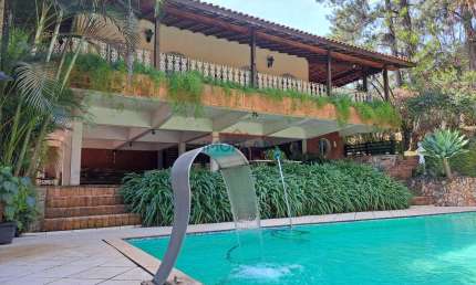 CASA TÉRREA COM 4 DORMITÓRIOS 4 VAGAS PISCINA SERRA DA CANTAREIRA MAIRIPORÃ-SP