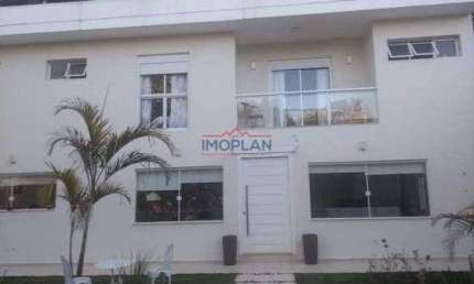 CASA COM 3  SUITES 3 VAGAS FINANCIA NA SERRA DA CANTAREIRA - Mairiporã-SP