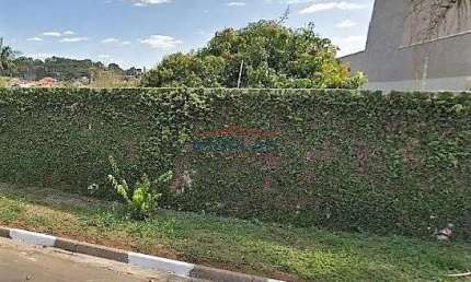 Excelente localização. Bairro nobre próximo parque Edmundo Zanoni