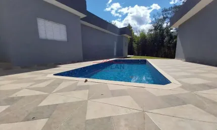 Chácara à venda com 3 dormitórios sendo 1 suíte e piscina na Estância San Remo e