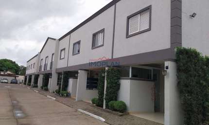 Casa à venda com 2 dormitórios e 2 suítes no Condomínio Residencial Villa Del Fi