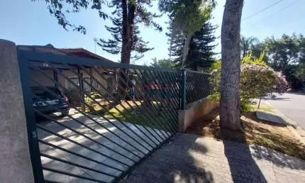 Oportunidade única, casa á venda com 125,81 m² com piscina com piscina no jardim