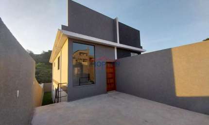 Casa á venda  com 83,74 m² próximo ao comércio local da região em Atibaia - SP