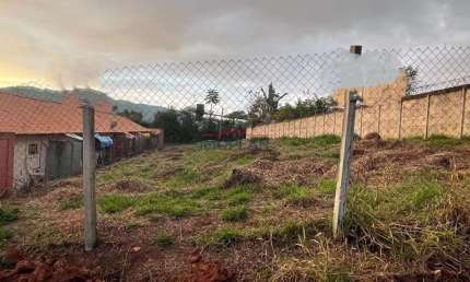 Amplo terreno a venda 765,00m² bairro Campos de Atibaia