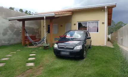 Casa à venda com 130 m²em ótima localização em Atibaia SP - Bairro Portão