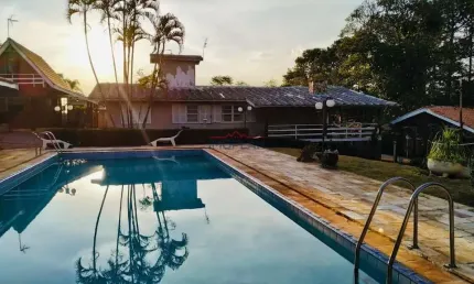 Imóvel estilo Chácara à venda - Jardim dos Pinheiros em Atibaia