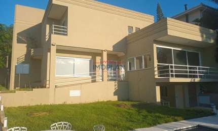 Casa para locação com 420 m² - Bairro Parque Arco Iris - Atibaia - SP