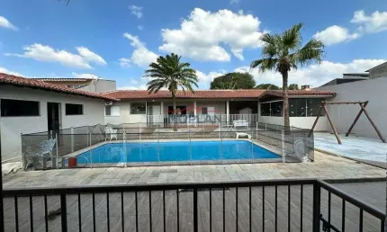 Casa á venda com 460 m²  com piscina  - Bairro  Alvinópolis - Atibaia - SP