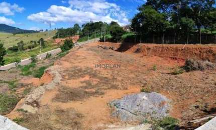 Terreno á venda com 2000 m² em Piracaia - SP Bairro San Marino