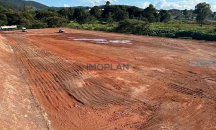 Área industrial em Atibaia, rodovia Fernão Dias, facil acesso.  terreno: 8.575 m