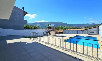 Casa com 3 quartos à venda no Recreio Maristela, Atibaia 