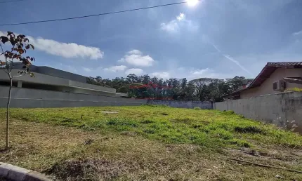 Terreno em Atibaia, condominio Shamballa portaria, rondas e area de lazer...