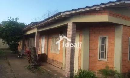 Casa com 4 quartos à venda na Rua B, 12, Cristi, Esteio
