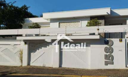 Casa com 3 dormitórios para alugar, 300 m² por R$ 8.457,00/mês - Cristo Rei - São Leopoldo/RS