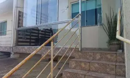 Casa com 2 dormitórios para alugar por R$ 2.994,05/mês - Vargas - Sapucaia do Sul/RS